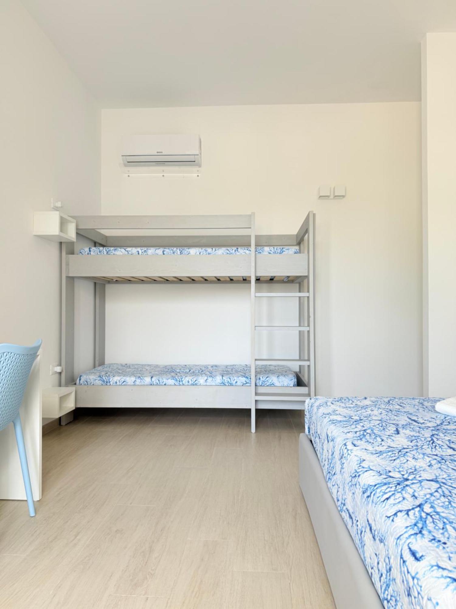 B&B Bianco Mediterraneo ตอร์เร โอโว ภายนอก รูปภาพ